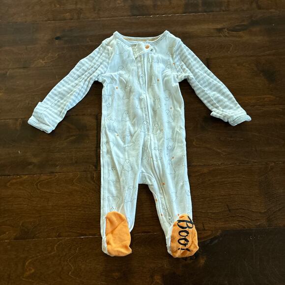 Cloud Island Halloween Pajamas 0-3 Month Boys Girls Hand Covers Ghosts - Picture 1 of 5